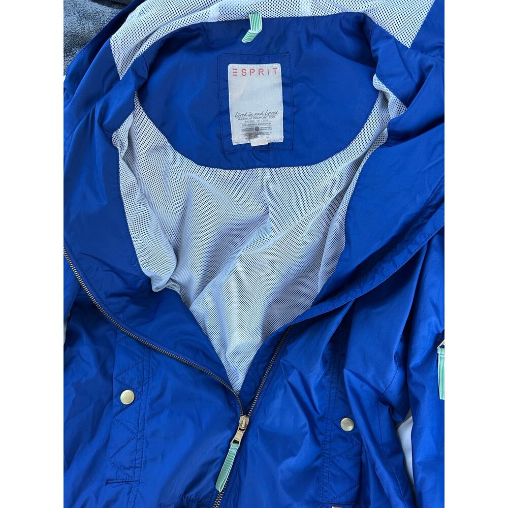 ESPRIT | Light Active Jacket | Size 8 - Picture 3 of 7